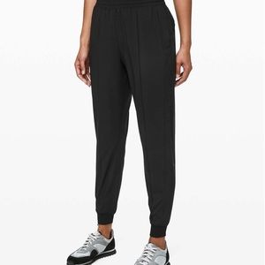 Lululemon wonderer jogger